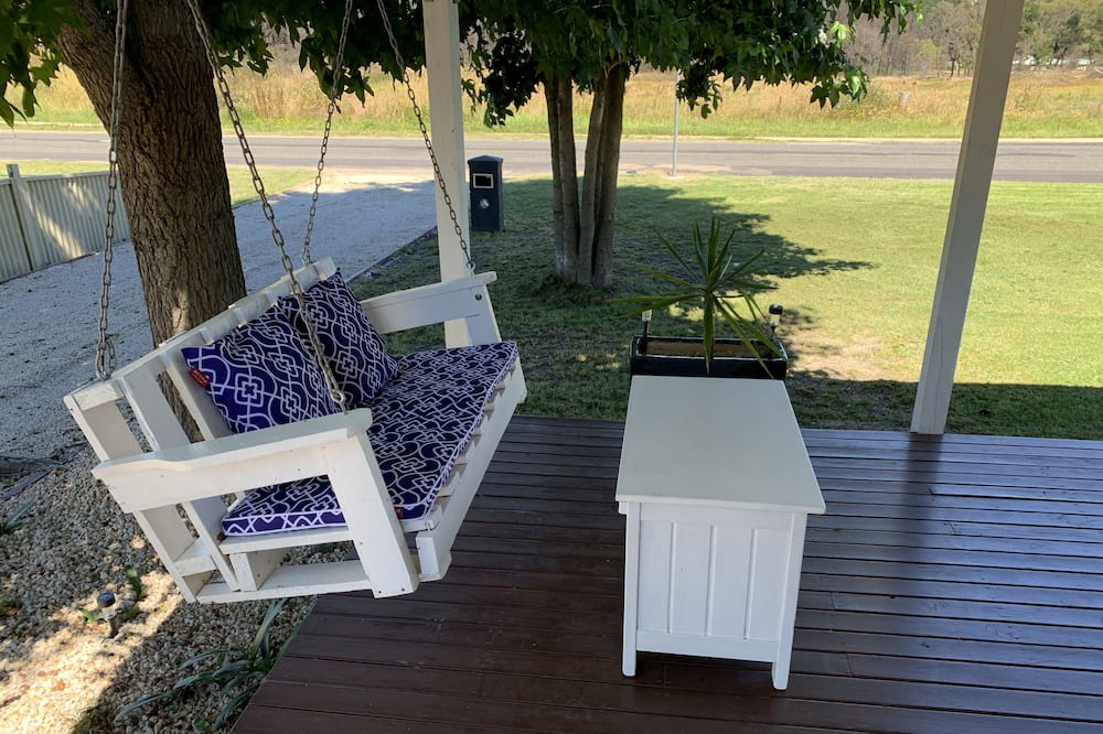 Photo of Patio Balcony in Lidsdale