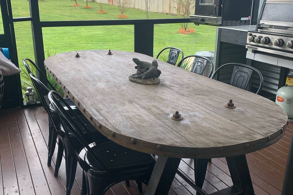 Photo of Patio Balcony in Lidsdale
