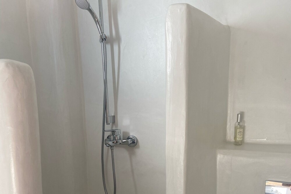 Photo of Bathroom in Pounta