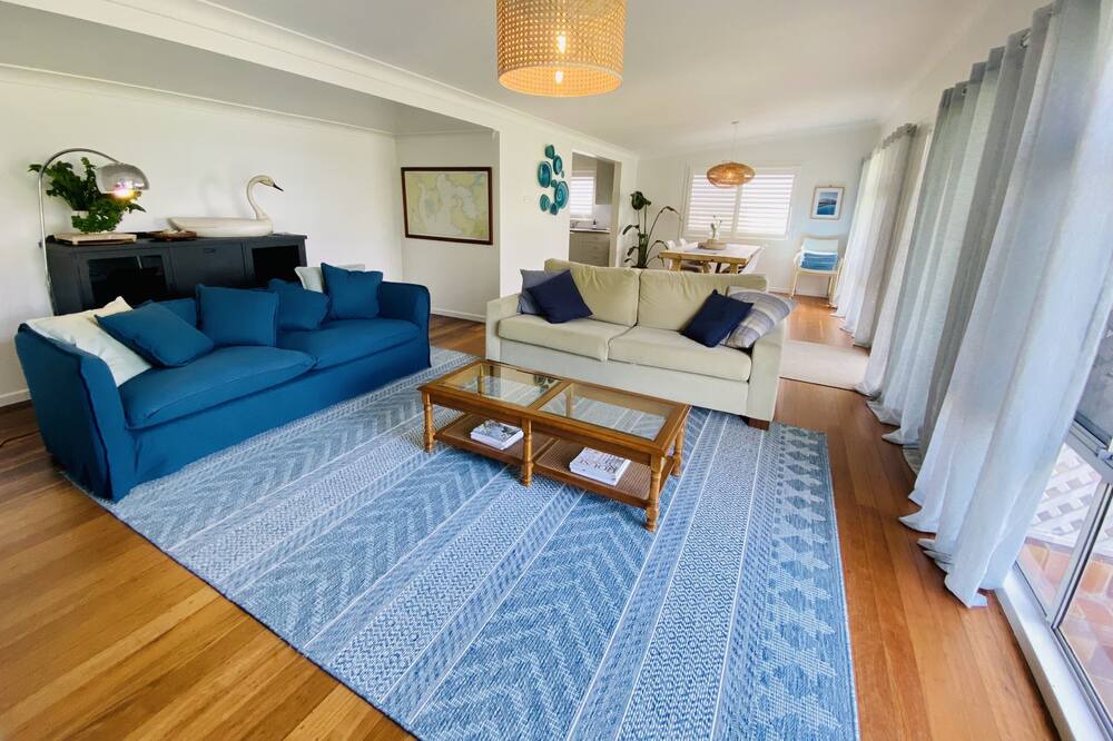 Photo of Livingroom in Urunga