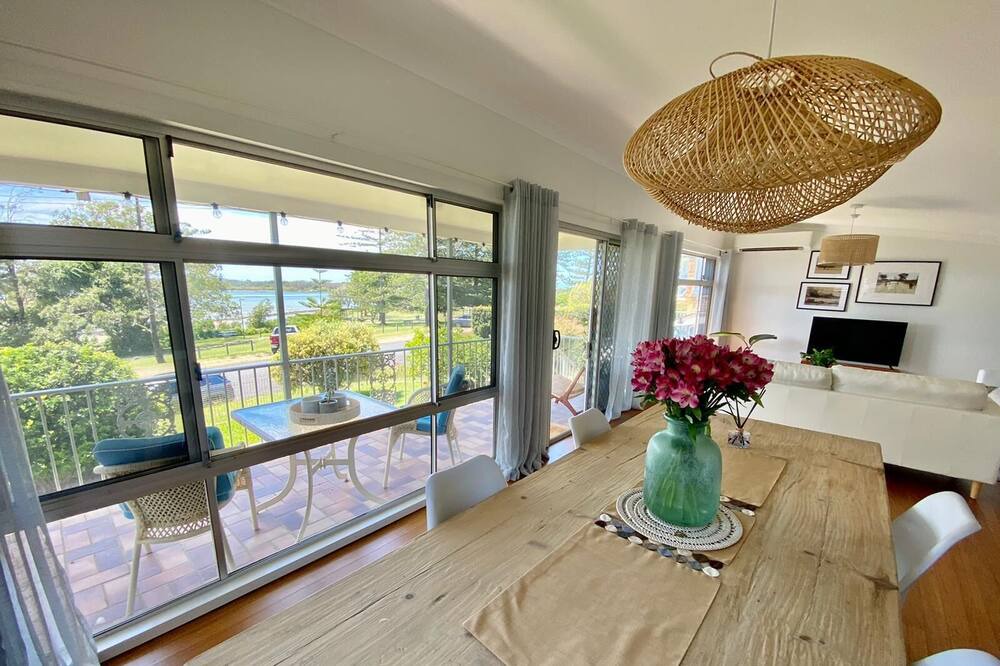 Photo of Livingroom in Urunga