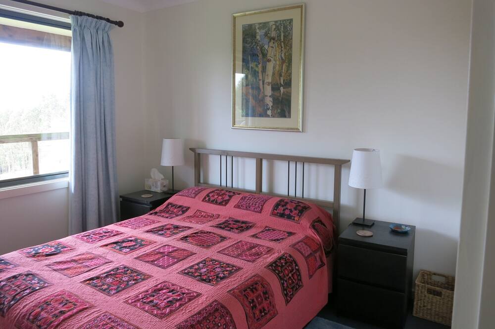 Photo of Bedroom in Foster North