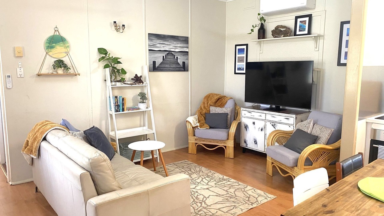 Photo of Livingroom in Exmouth