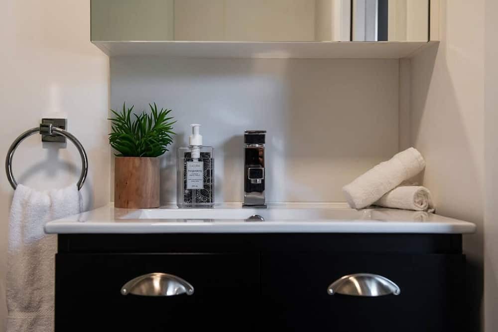 Photo of Bathroom in Central Mudgee