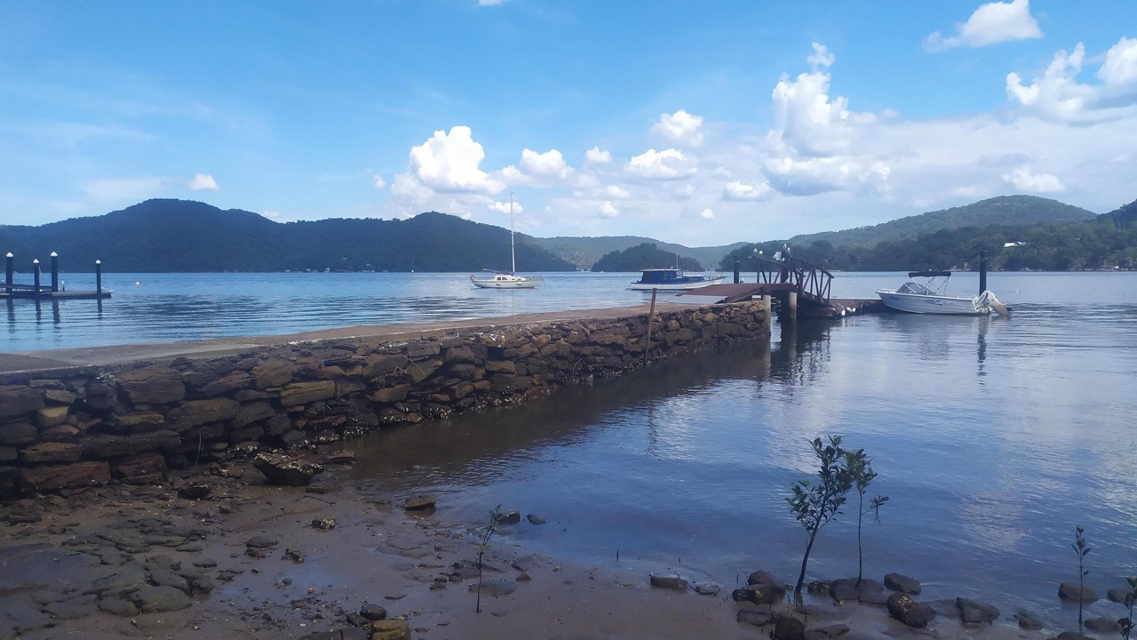 Photo of Others in Bar Point