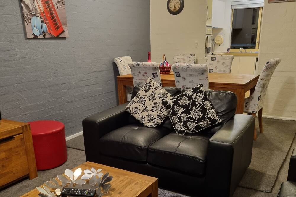 Photo of Livingroom in Safety Bay