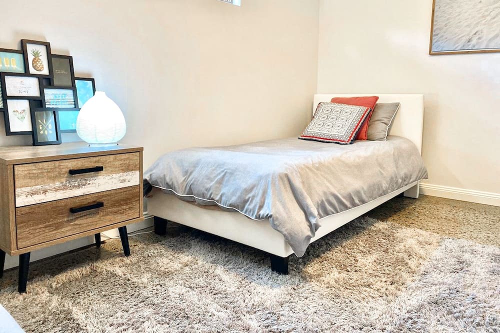 Photo of Bedroom in Fernbank Creek