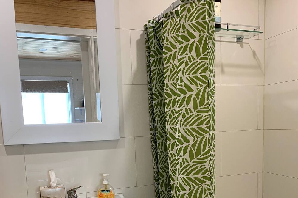 Photo of Bathroom in Acton Park