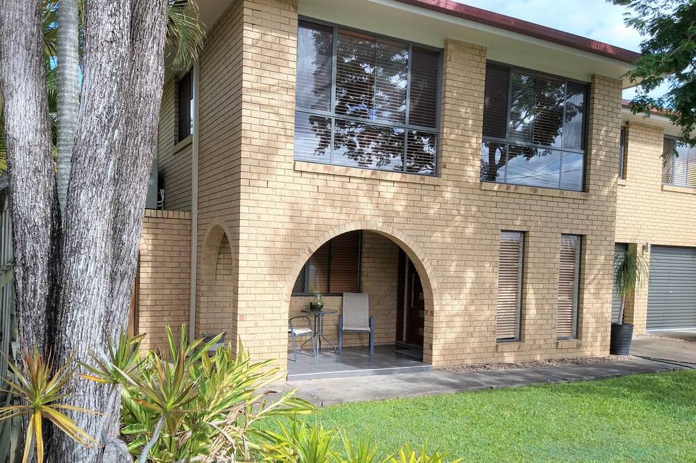 Photo of Outdoor in Daisy Hill