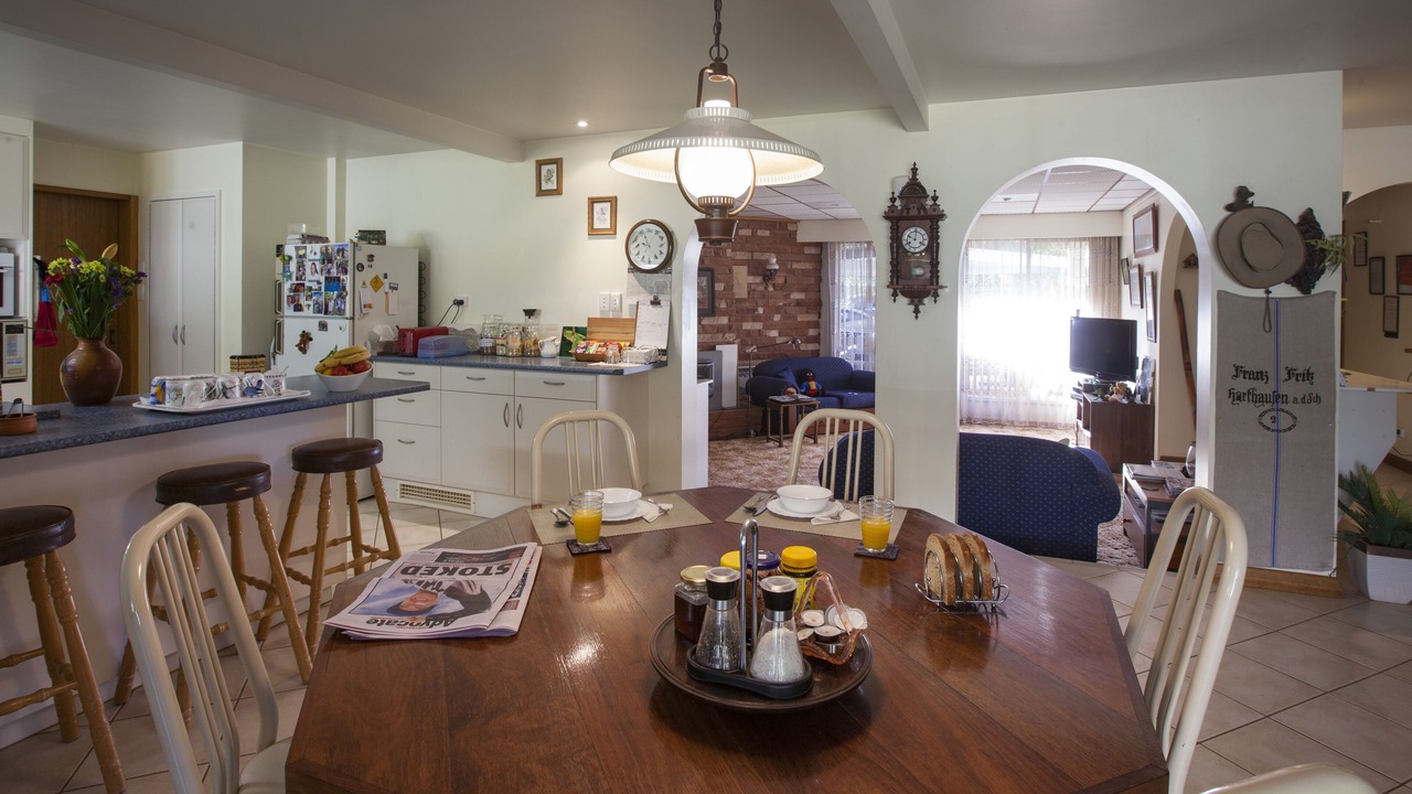 Photo of Livingroom in East Side