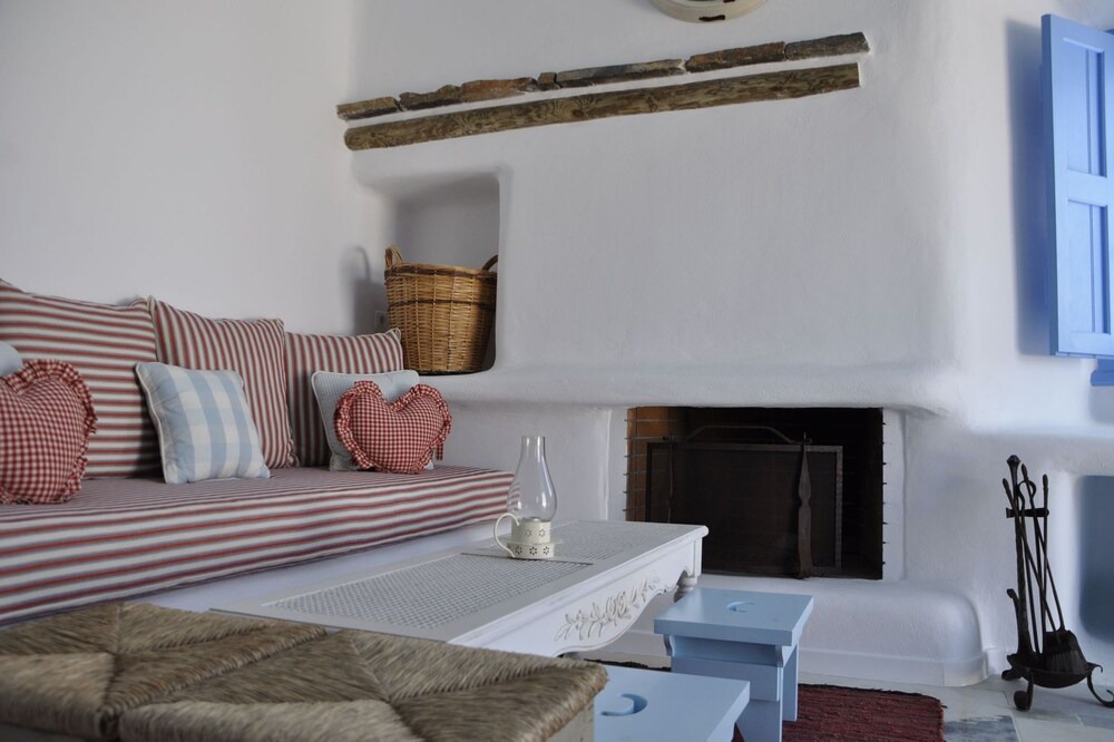 Photo of Livingroom in Vivlos
