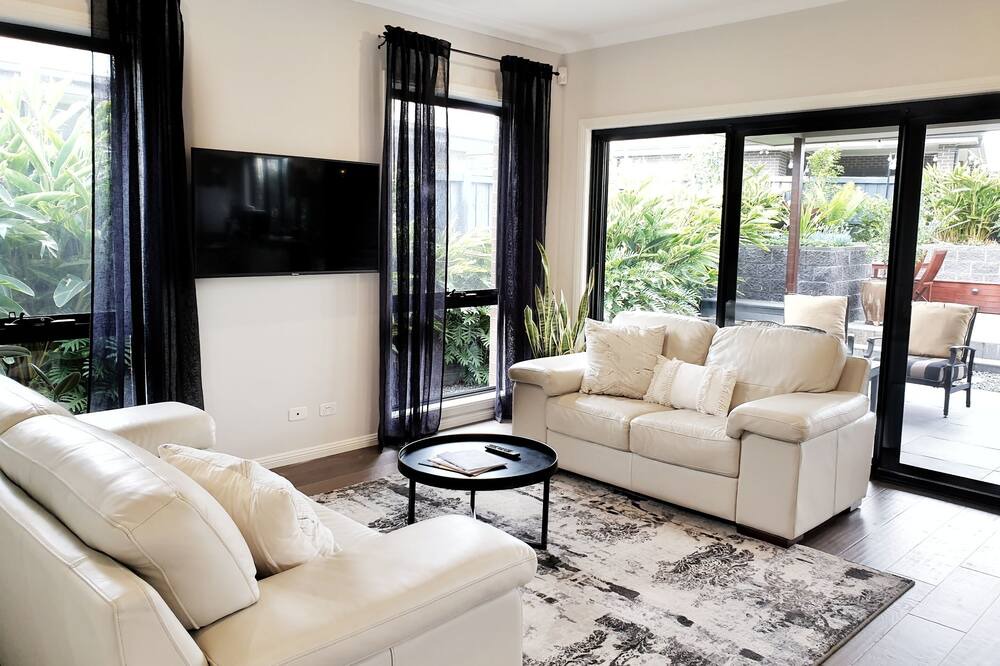 Photo of Livingroom in Gillieston Heights