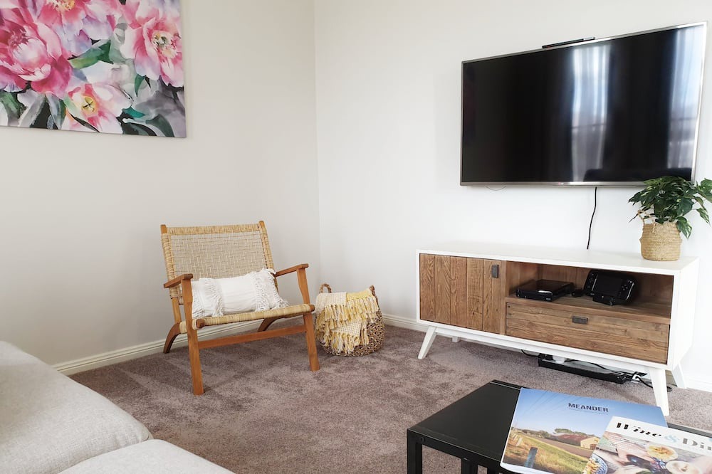 Photo of Livingroom in Gillieston Heights