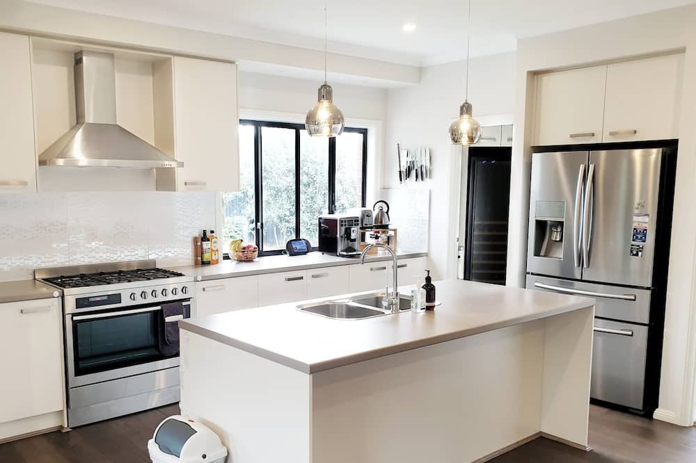 Photo of Kitchen in Gillieston Heights