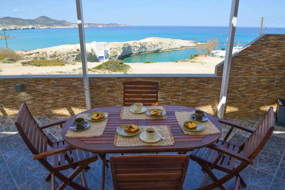 Photo of Patio Balcony in Milos