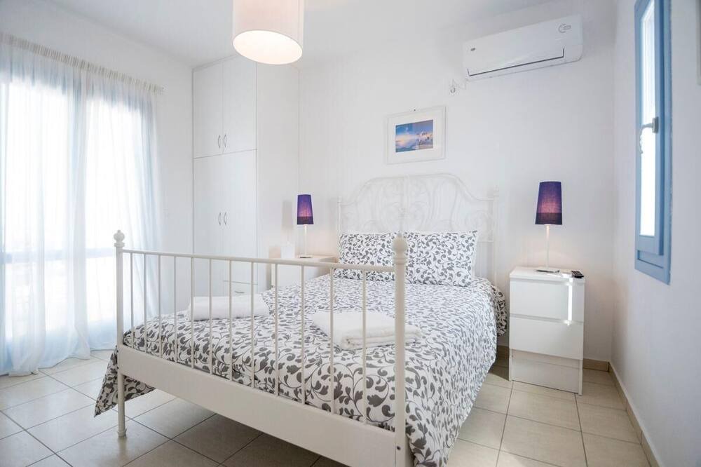Photo of Bedroom in Naxos
