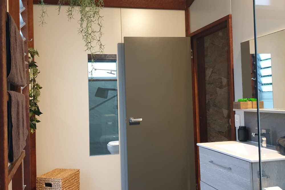 Photo of Bathroom in Woodwark