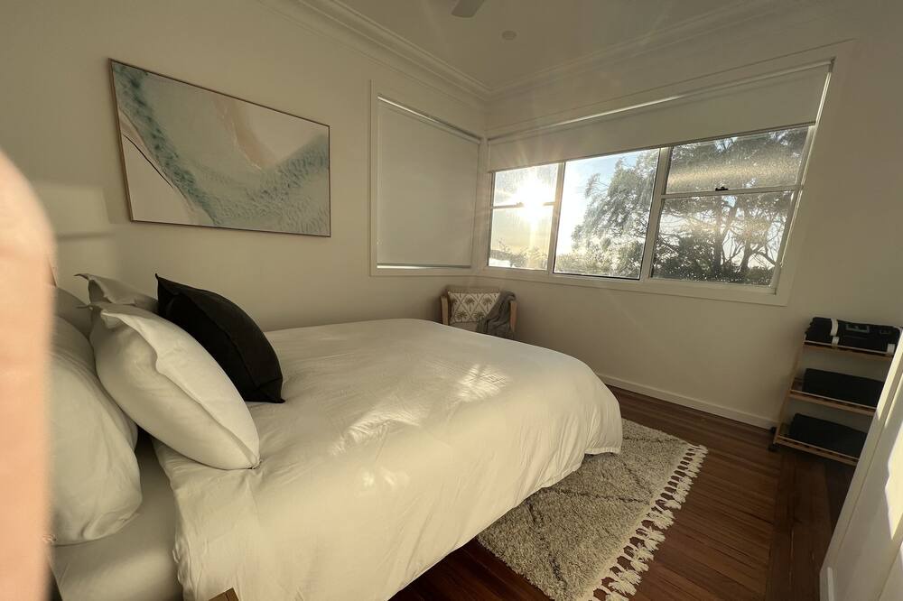Photo of Bedroom in Bateau Bay