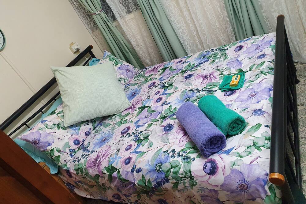 Photo of Bedroom in Mount Morgan