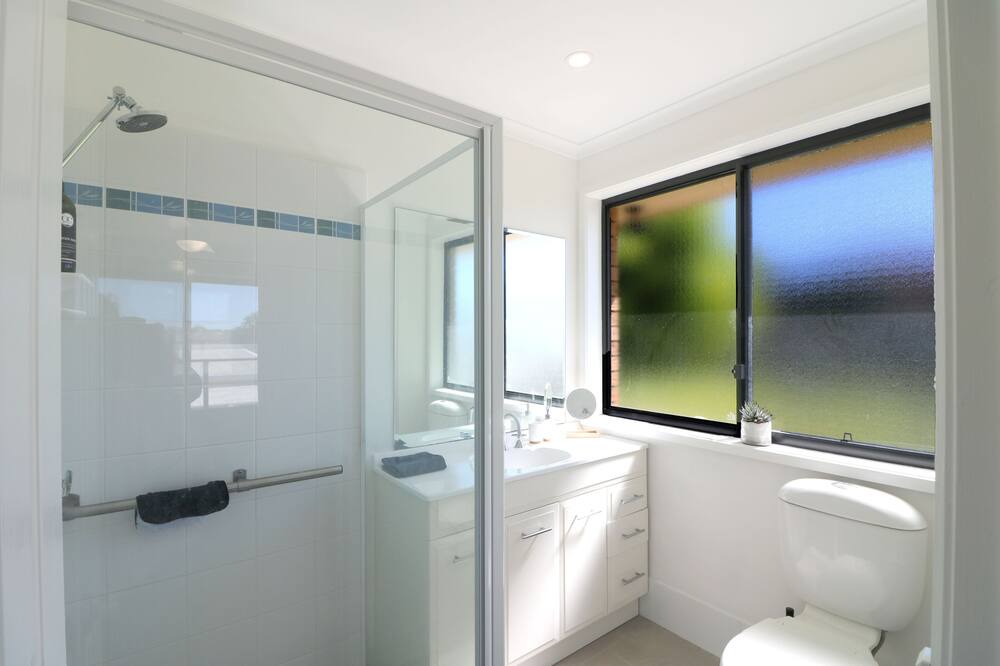 Photo of Bathroom in Tura Beach