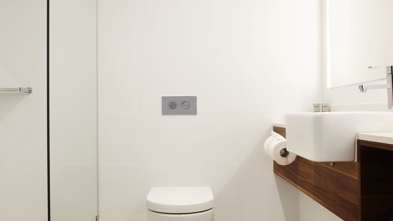 Photo of Bathroom in Griffith