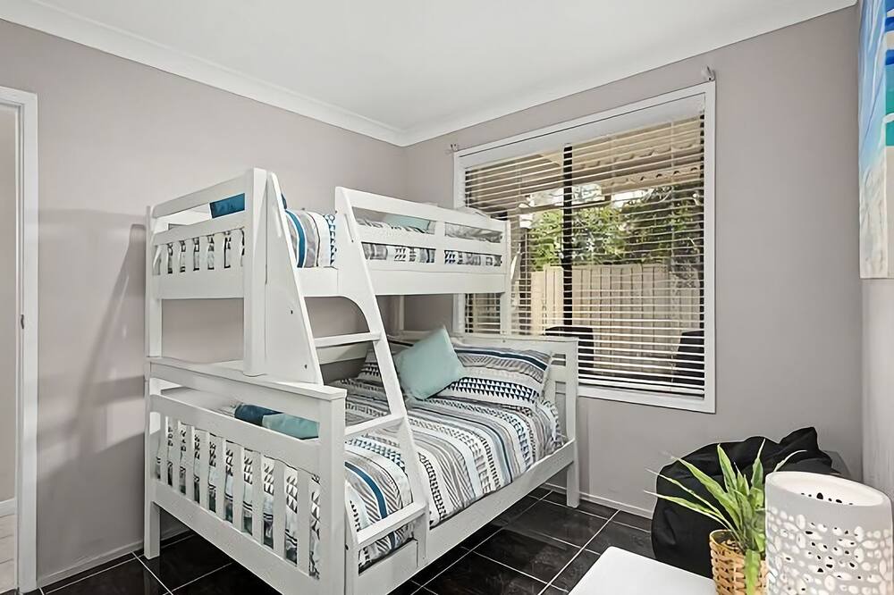 Photo of Bedroom in Emerald Beach