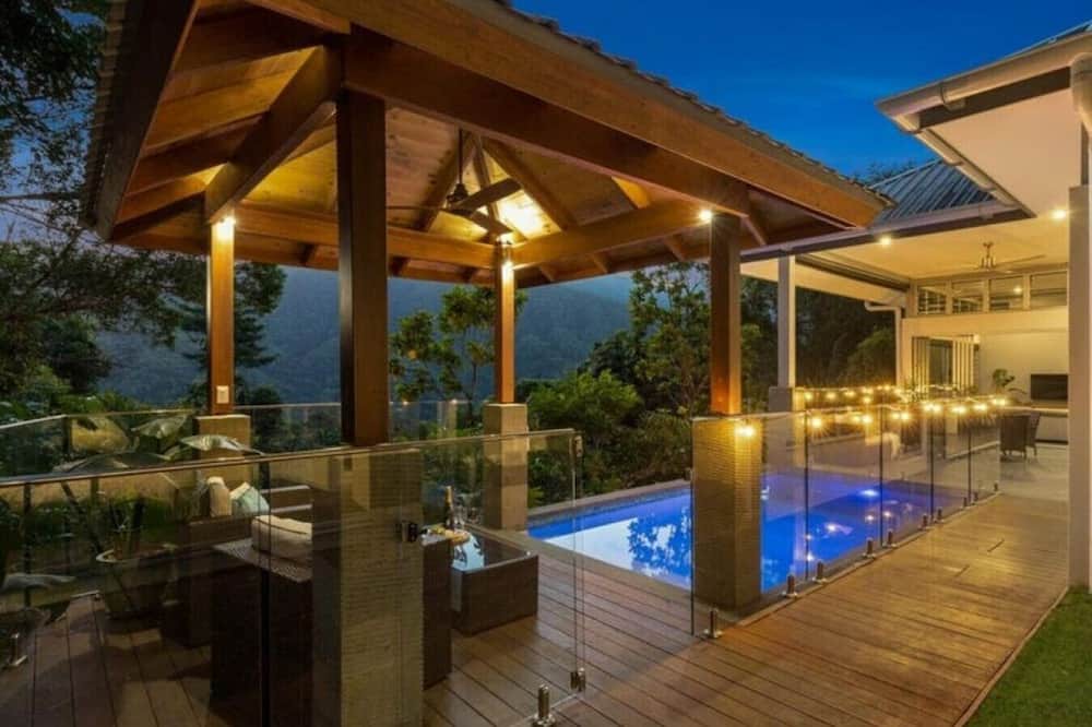 Photo of Outdoor in Redlynch