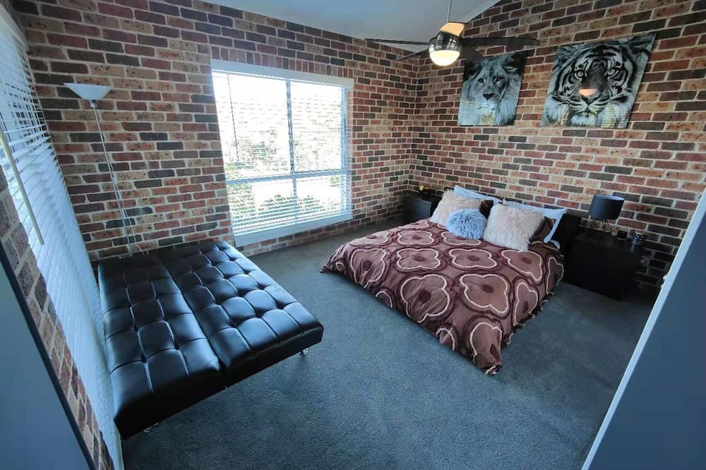 Photo of Bedroom in Grose Vale