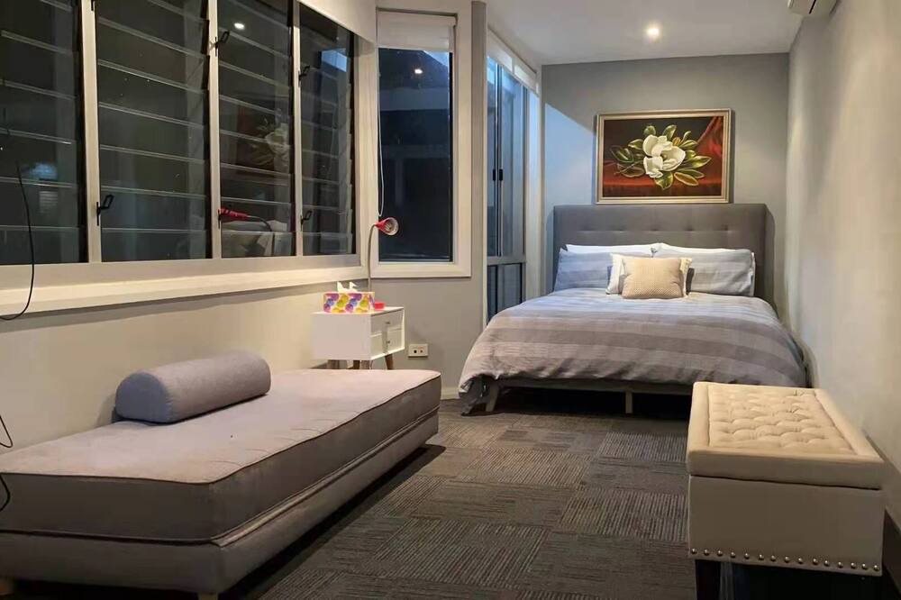 Photo of Bedroom in Grose Vale