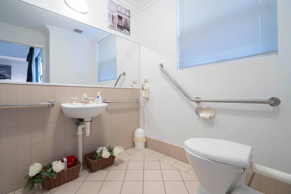 Photo of Bathroom in Northbridge