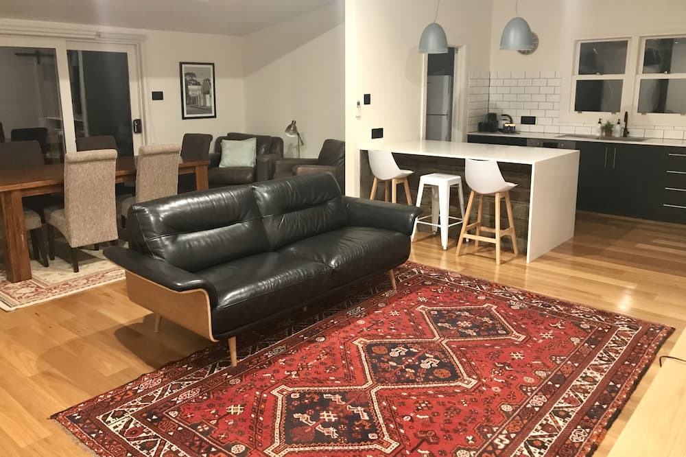 Photo of Livingroom in Buffalo