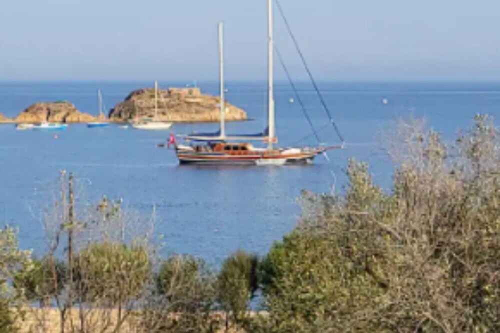 Photo of Others in Grikos