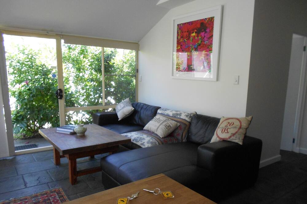 Photo of Livingroom in Freshwater