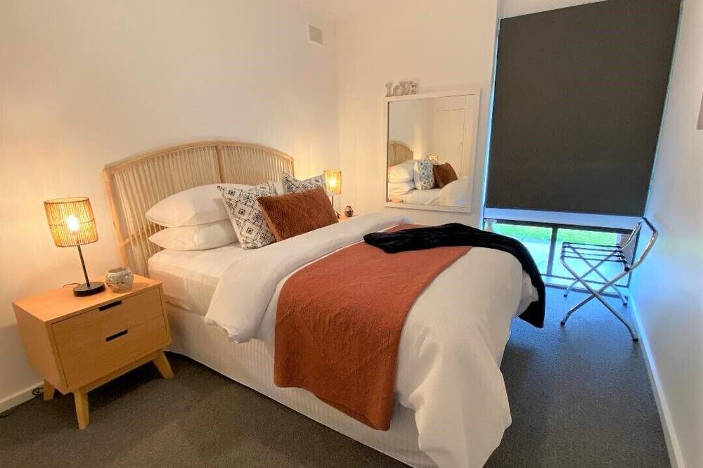 Photo of Bedroom in Flagstaff Hill