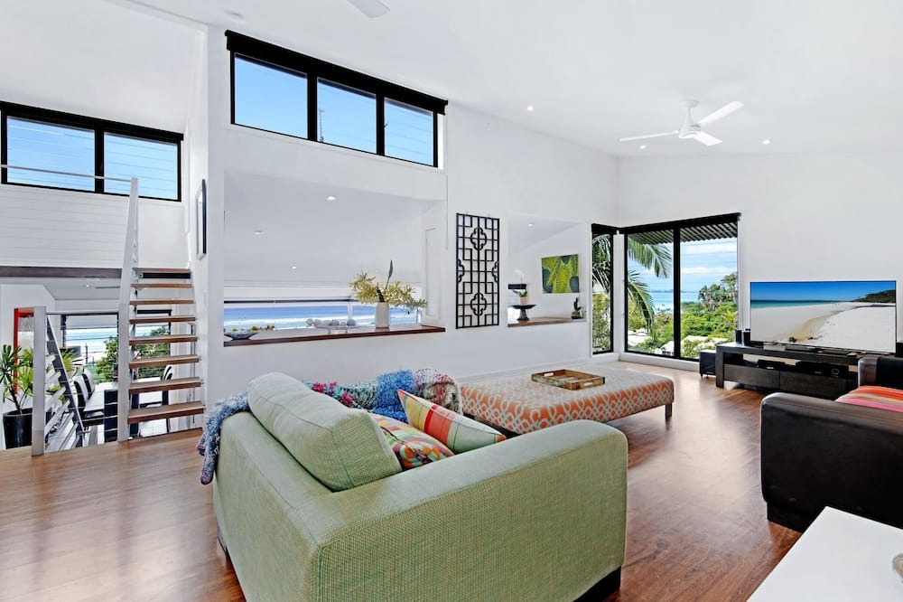 Photo of Livingroom in Currumbin