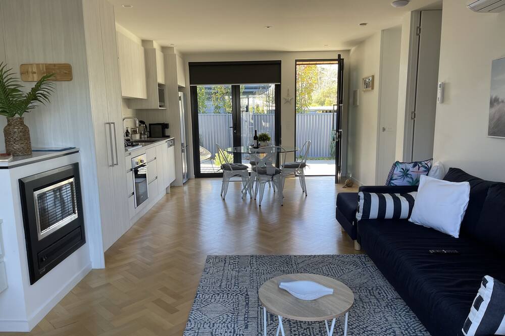 Photo of Livingroom in McCrae