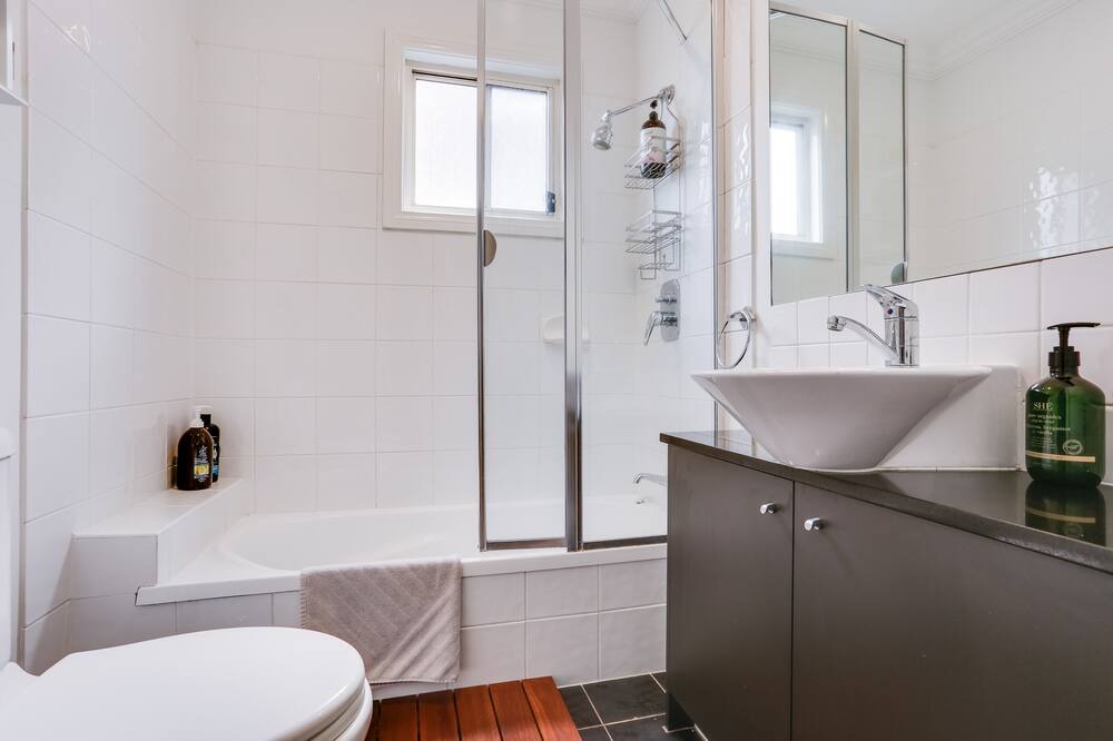 Photo of Bathroom in Hamilton