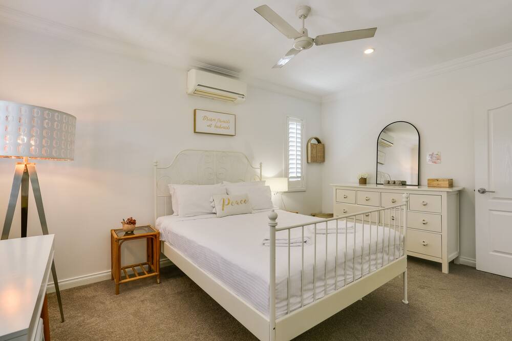 Photo of Bedroom in Hamilton