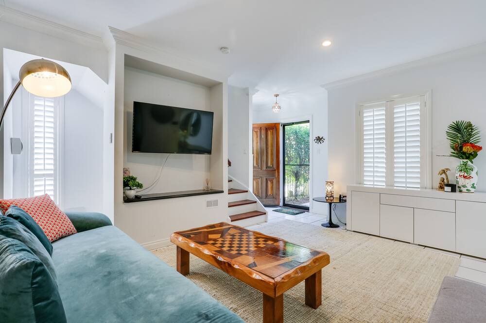 Photo of Livingroom in Hamilton