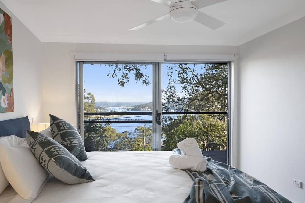 Photo of Bedroom in Pretty Beach