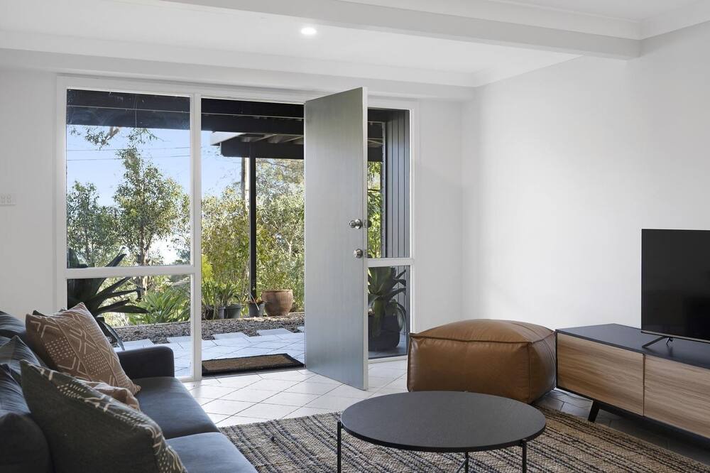 Photo of Livingroom in Pretty Beach