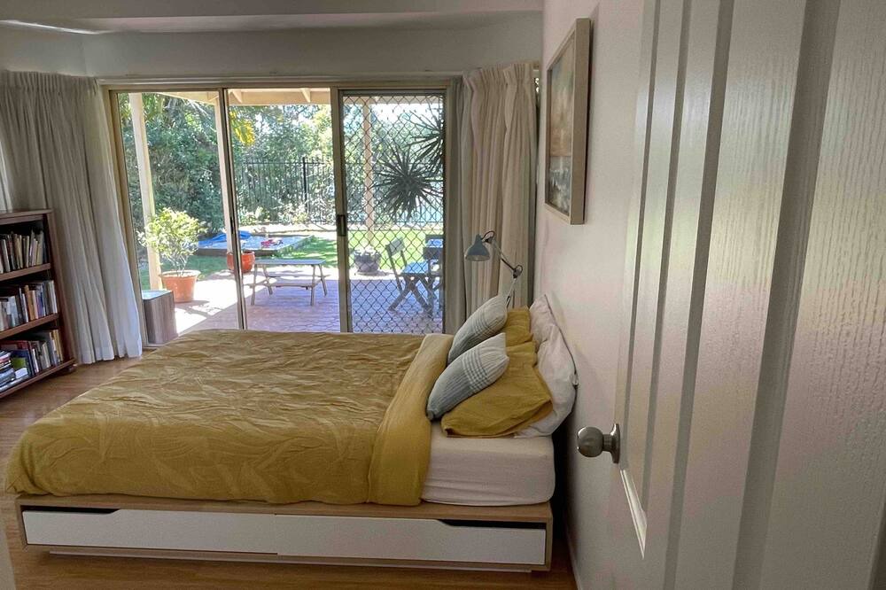 Photo of Bedroom in Suffolk Park