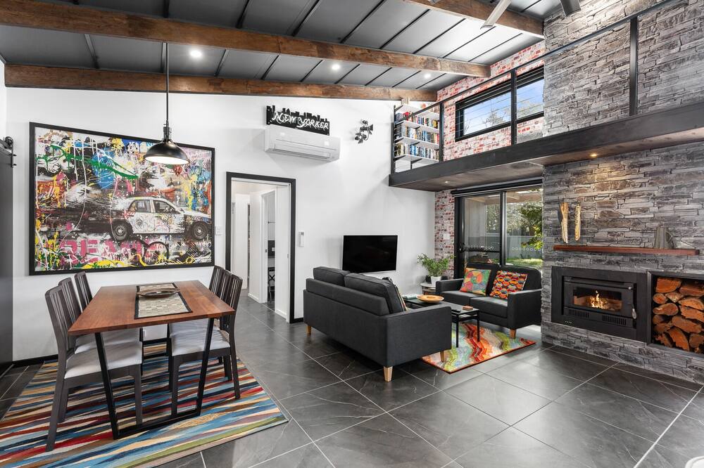 Photo of Livingroom in Yahl