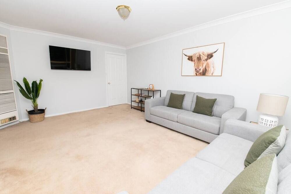 Photo of Livingroom in Orange