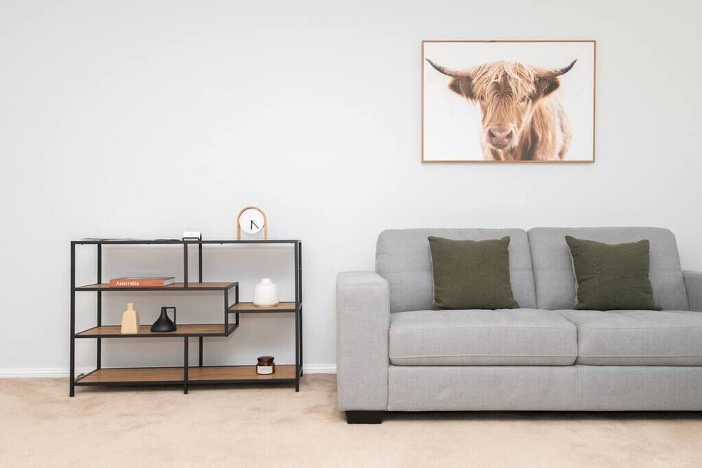 Photo of Livingroom in Orange