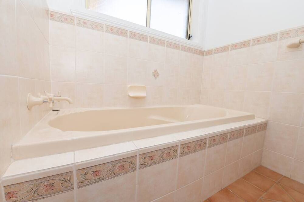 Photo of Bathroom in Orange