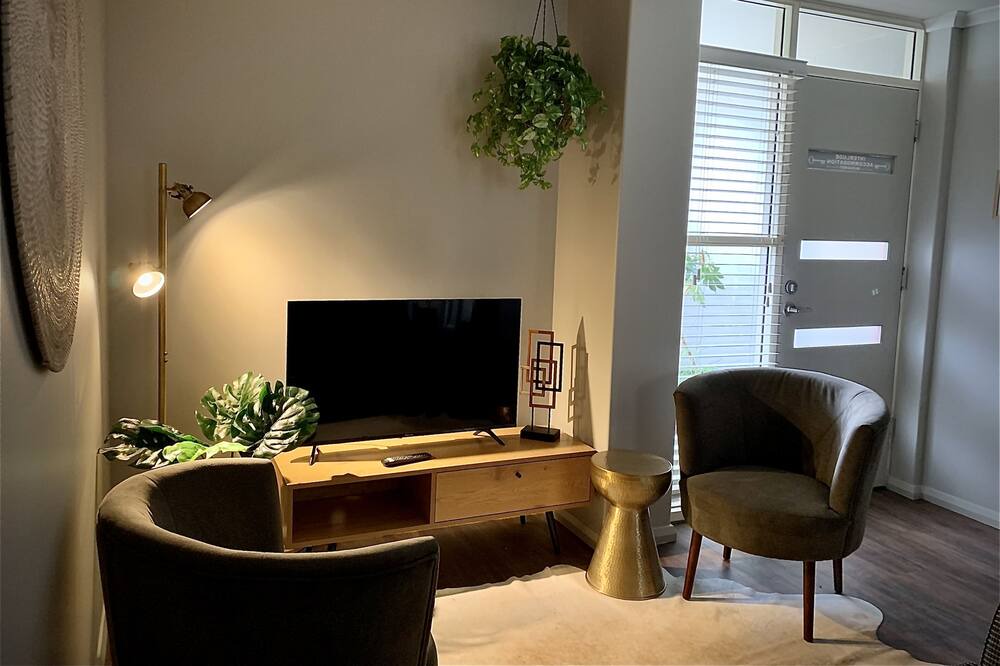 Photo of Livingroom in Bathurst