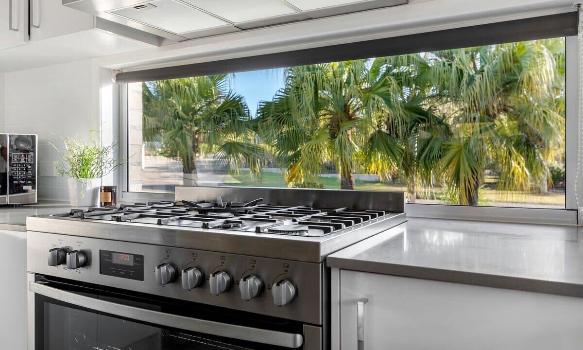 Photo of Kitchen in Helensvale