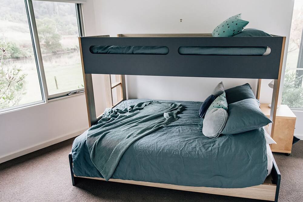 Photo of Bedroom in Kennett River