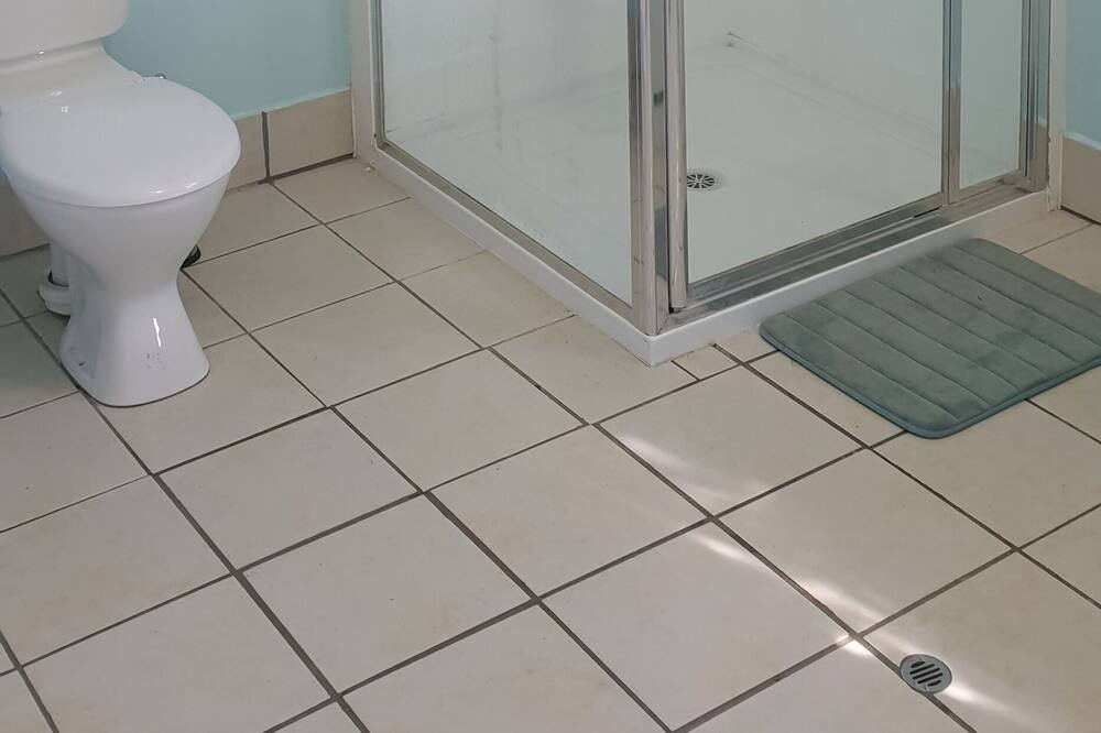 Photo of Bathroom in Kalaru